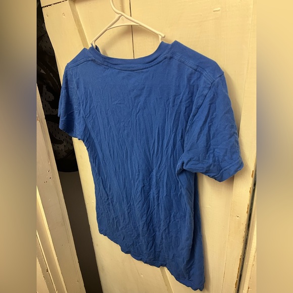 Dunder Mifflin Tshirt - Picture 2 of 3